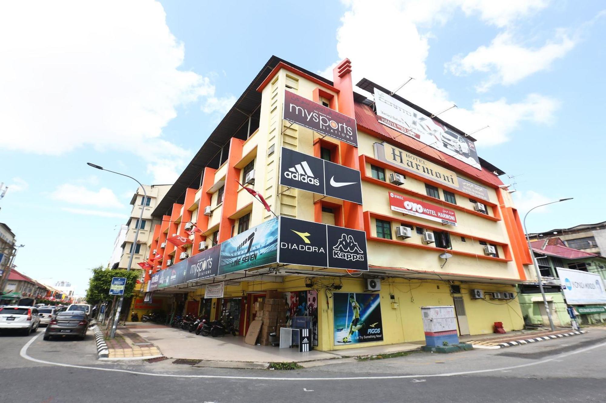 Super Oyo 89651 Harmoni Hotel Kota Bharu Exterior foto