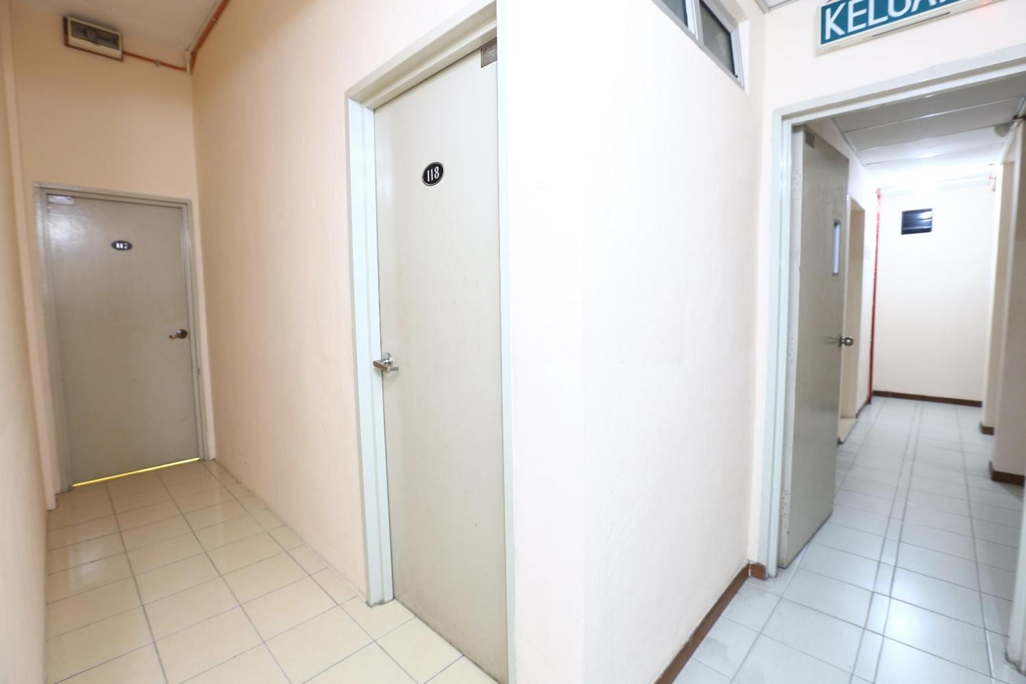 Super Oyo 89651 Harmoni Hotel Kota Bharu Exterior foto