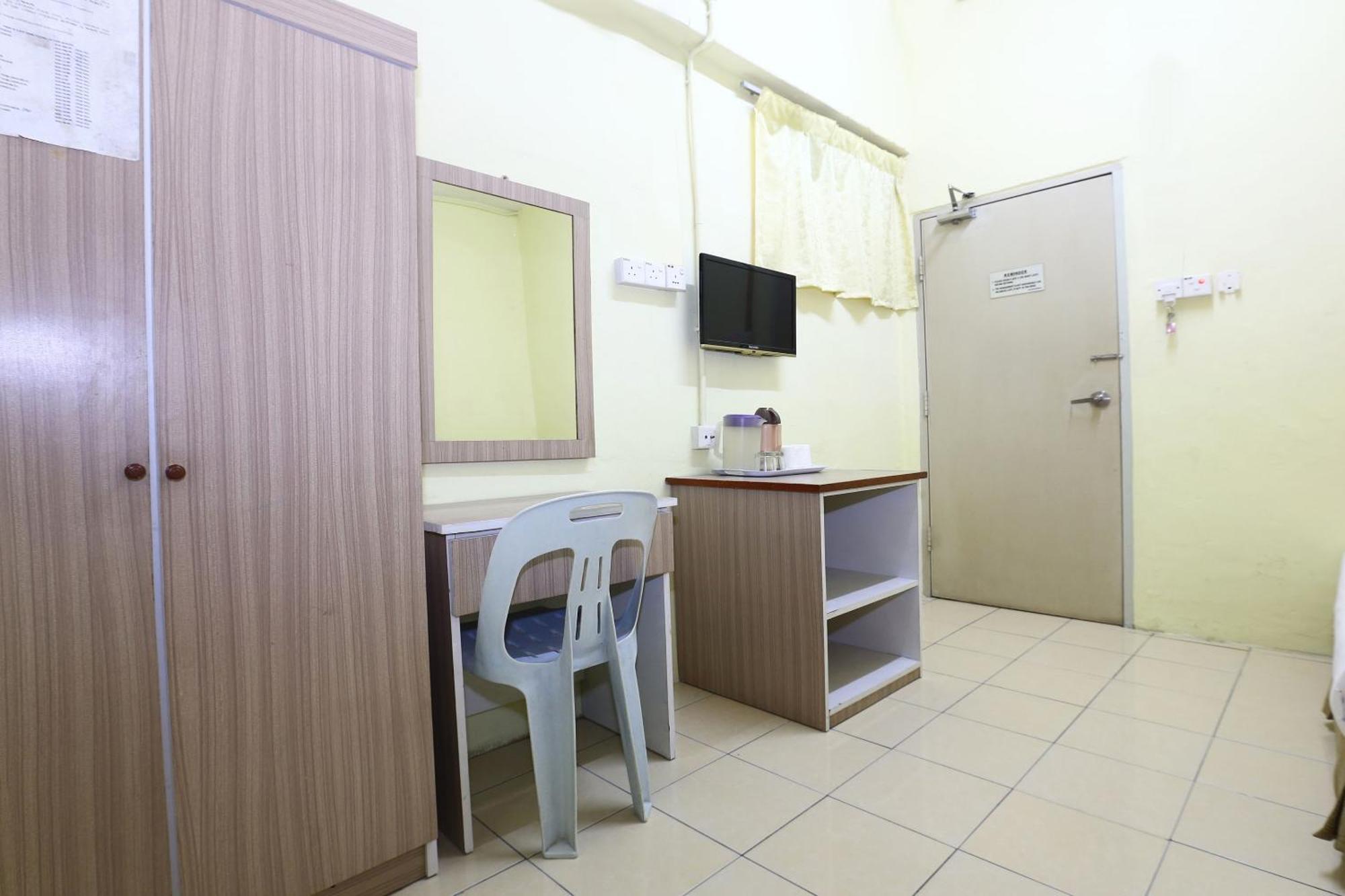 Super Oyo 89651 Harmoni Hotel Kota Bharu Exterior foto